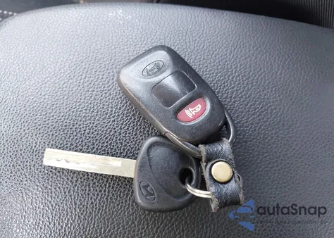 2016 Hyundai Elantra Gt from USA, damaged, VIN KMHD35LHXGU312932